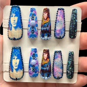 Jim Morrison gel nails. Long coffin!